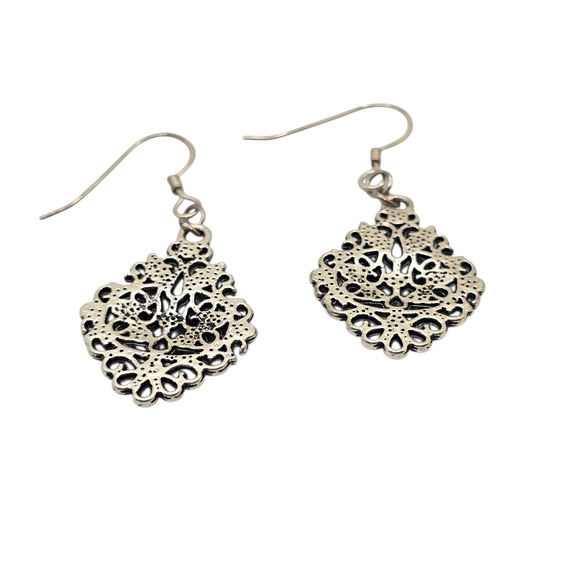 Pierced Earrings Filigree Dangle Drop Silver Tone Green Rhinestone Hook Boho - Picture 7 of 7